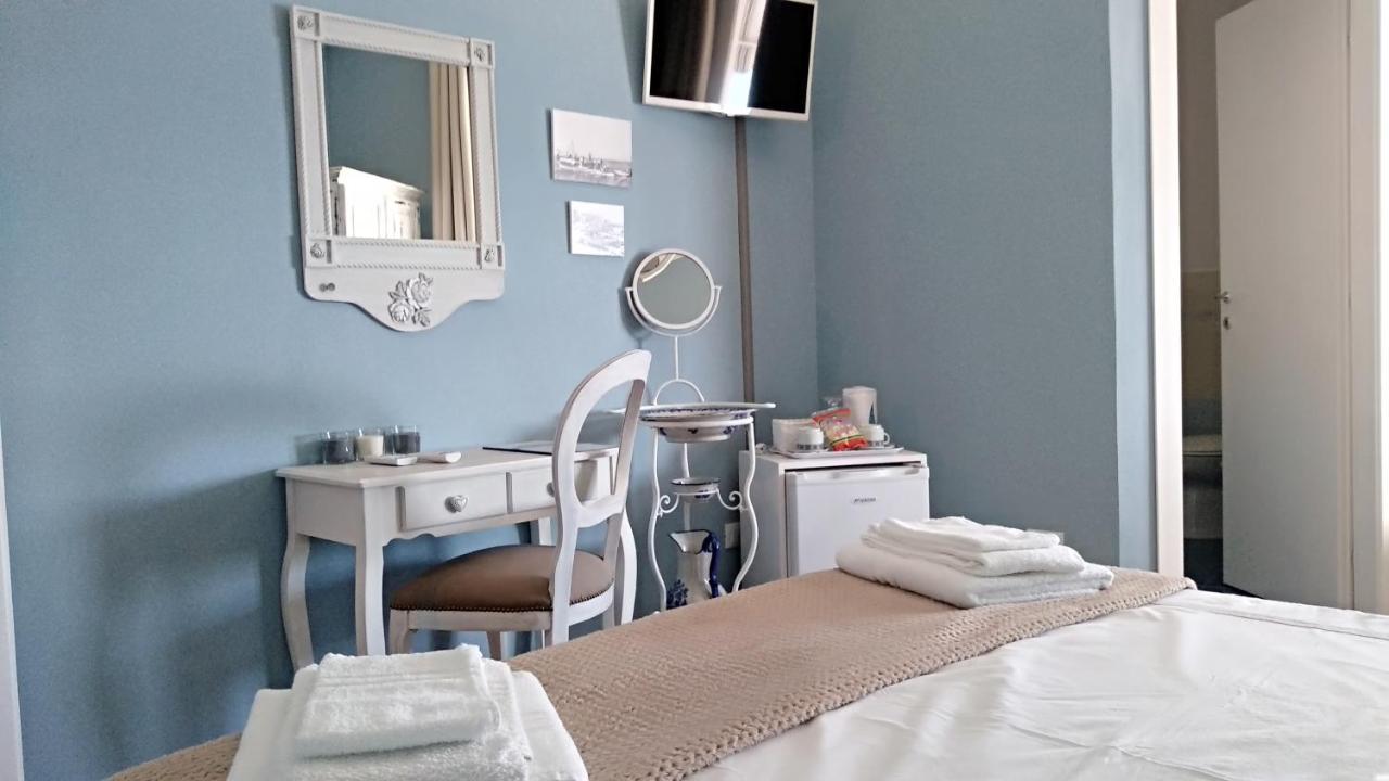 Nereidi Bed & Breakfast Санта Флавия Екстериор снимка