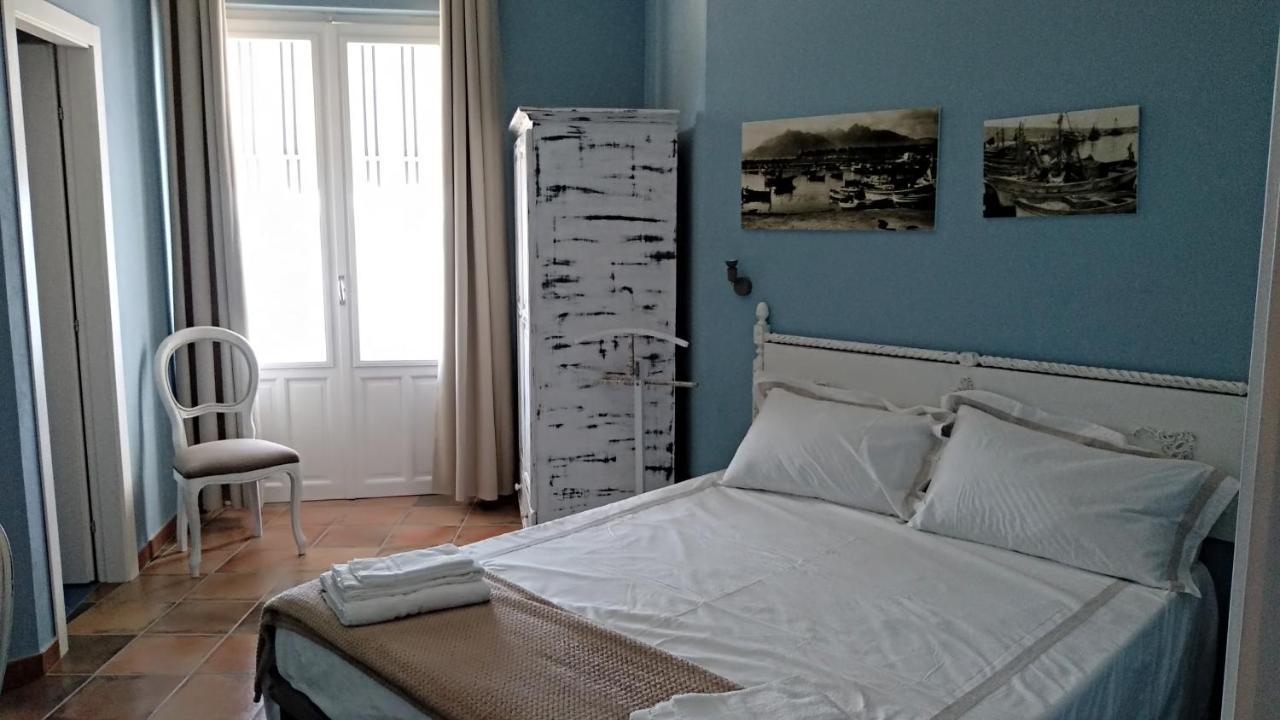 Nereidi Bed & Breakfast Санта Флавия Екстериор снимка