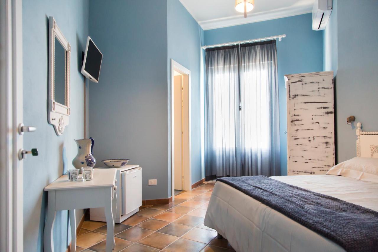 Nereidi Bed & Breakfast Санта Флавия Екстериор снимка