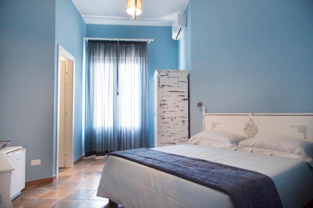 Nereidi Bed & Breakfast Санта Флавия Екстериор снимка
